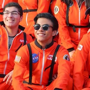 Meet your Posher, Diego